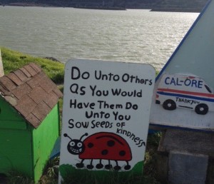 Hand-painted sign at Gold Beach